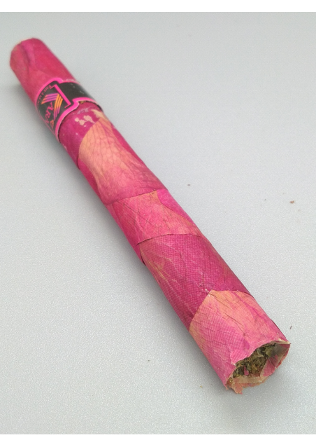 Cigarillo Blunt Petali di Rosa 2gr - Sigaro di Cannabis CBD avvolto in Blunt di Petali di Rose - Cannabis Light