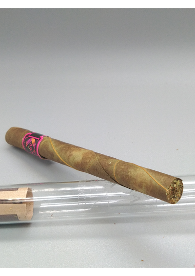 Cigarillo Hemp Blunt 1.5gr - Cannabis Cigar rolled up with Hemp Blunt - Cannabis Light